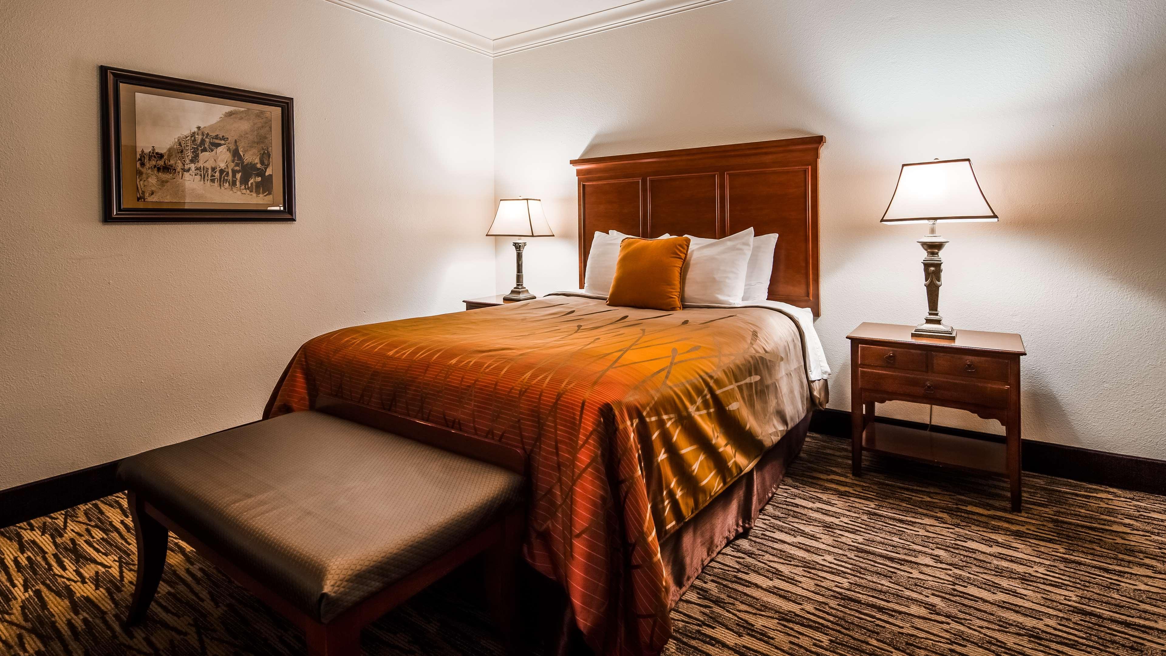 Best Western Plus Humboldt House Inn Garberville Bagian luar foto
