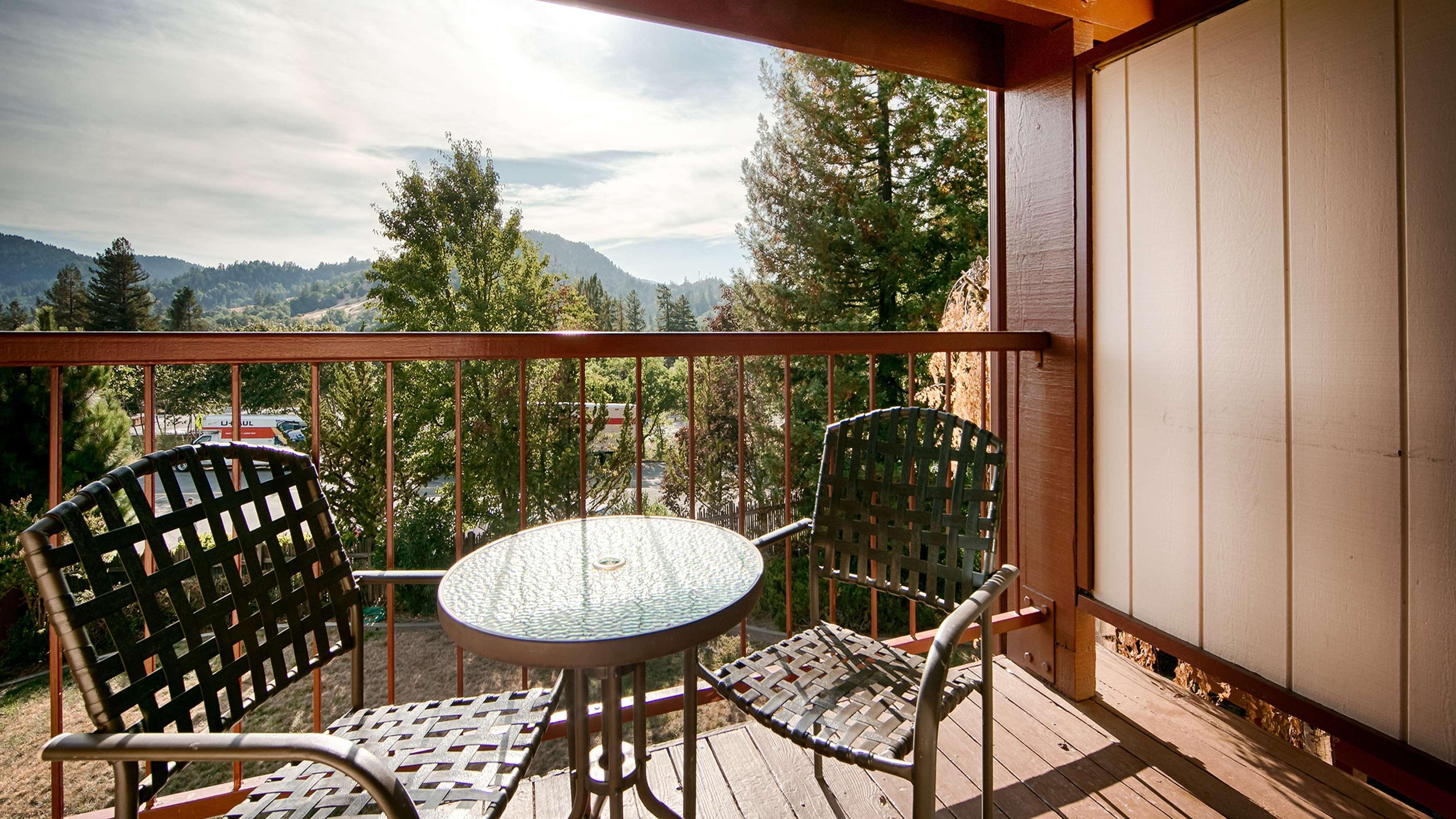 Best Western Plus Humboldt House Inn Garberville Bagian luar foto