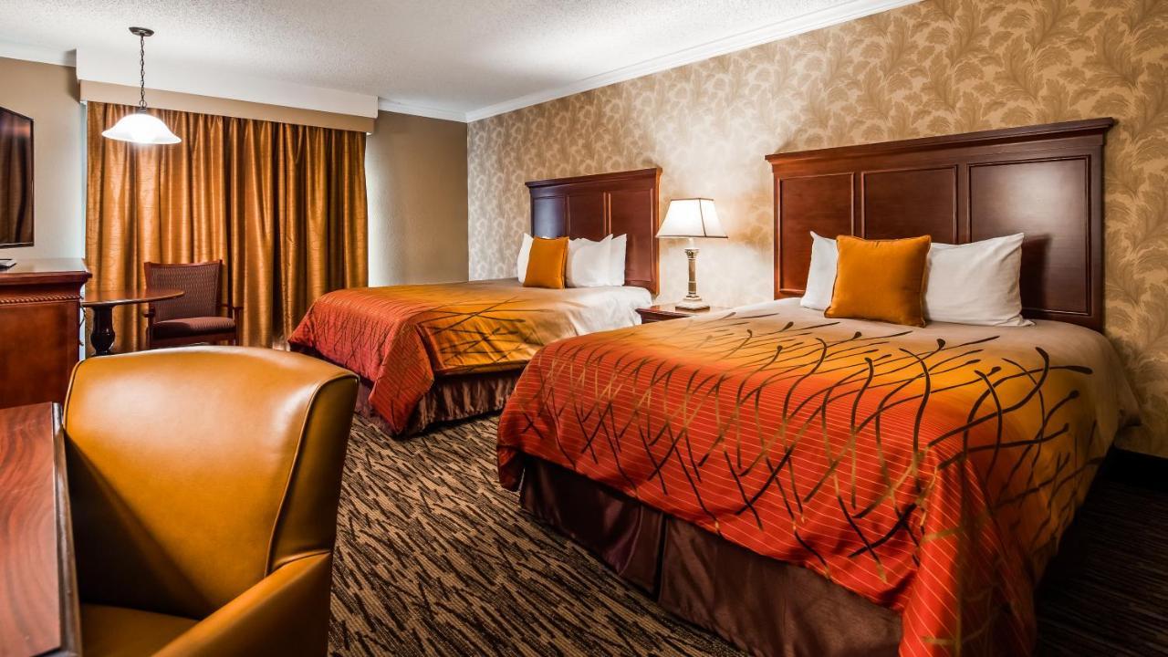 Best Western Plus Humboldt House Inn Garberville Bagian luar foto