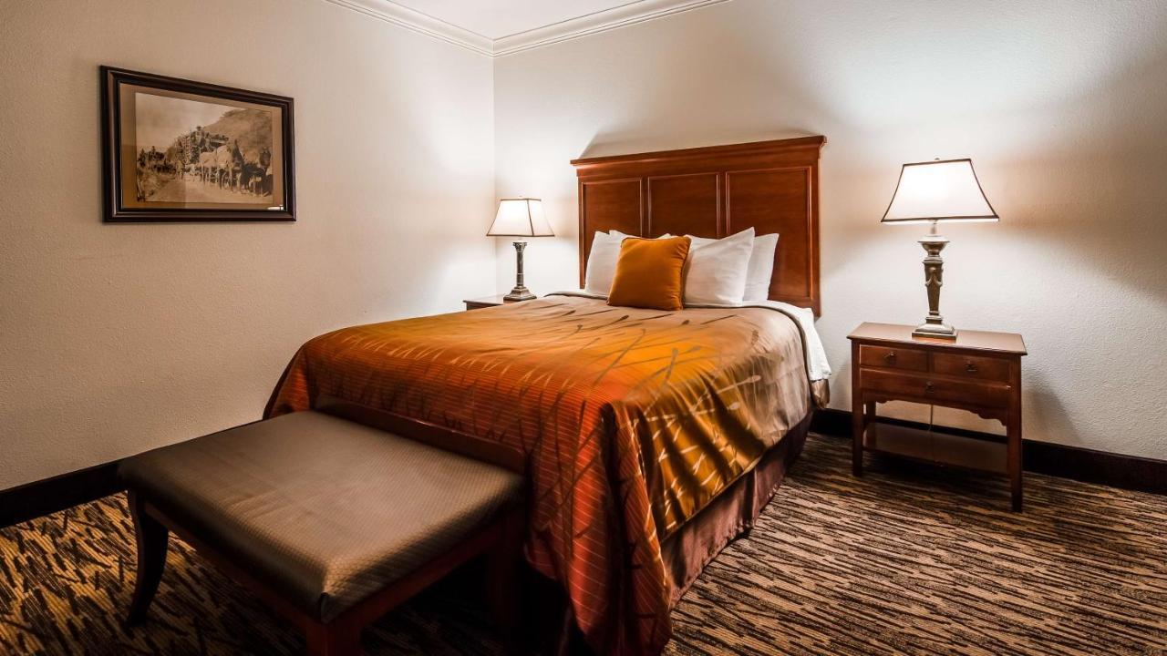 Best Western Plus Humboldt House Inn Garberville Bagian luar foto
